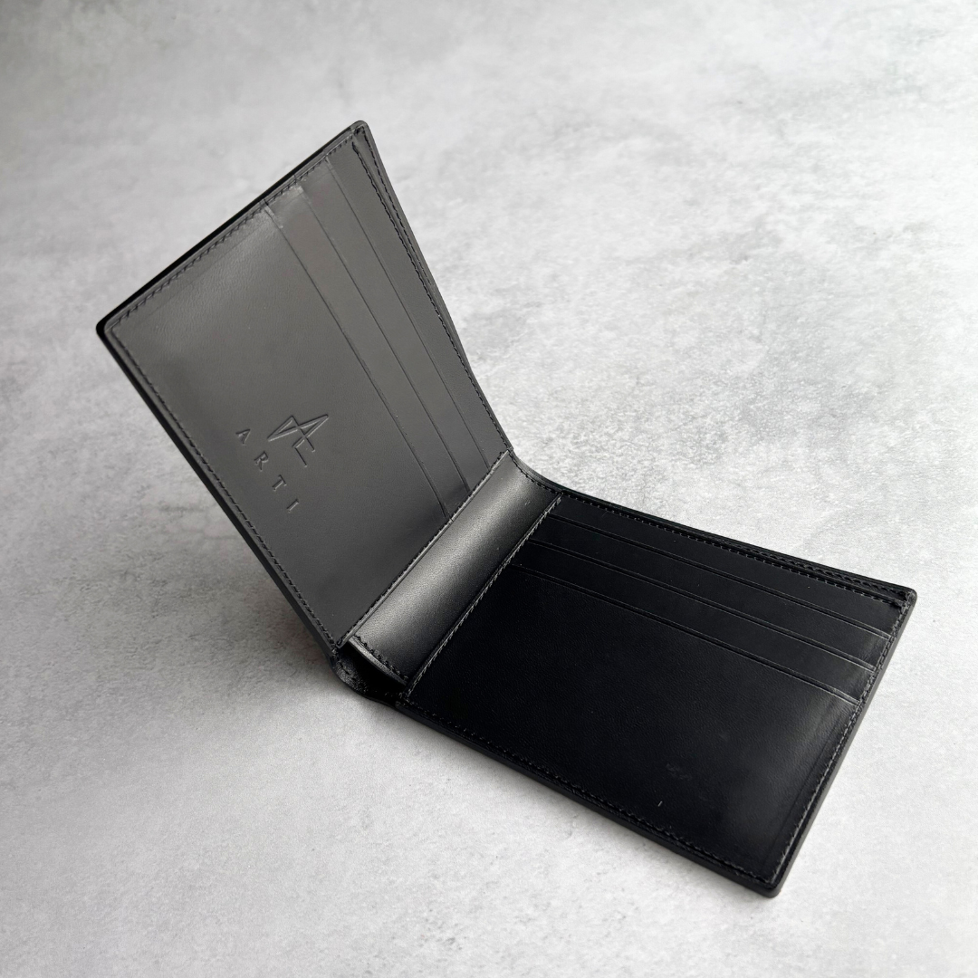 ホーウィンシェルコードバン　二つ折り札入れ