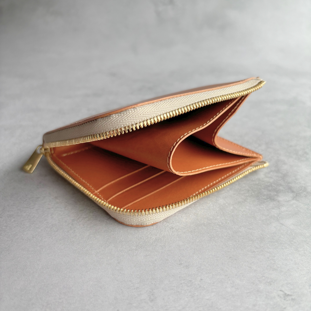 ブルガロ　L字ファスナーコンパクト財布