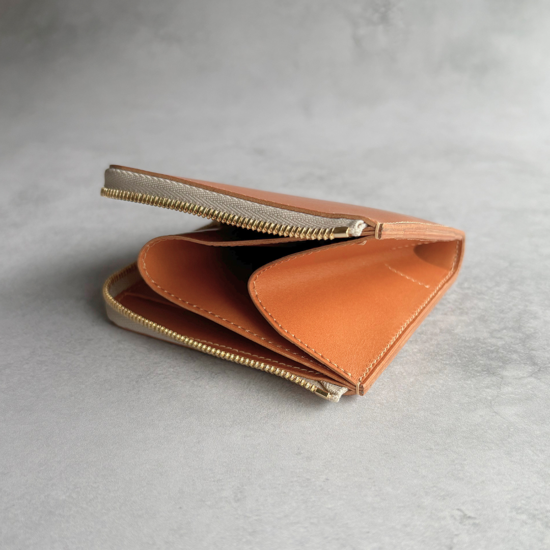 ブルガロ　L字ファスナーコンパクト財布